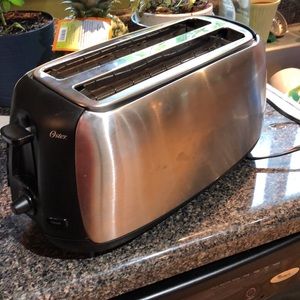 Oster toaster slightly used
